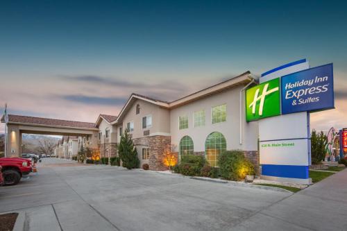 Bishop Hotel | Holiday Inn Express Hotel & Suites Bishop by IHG