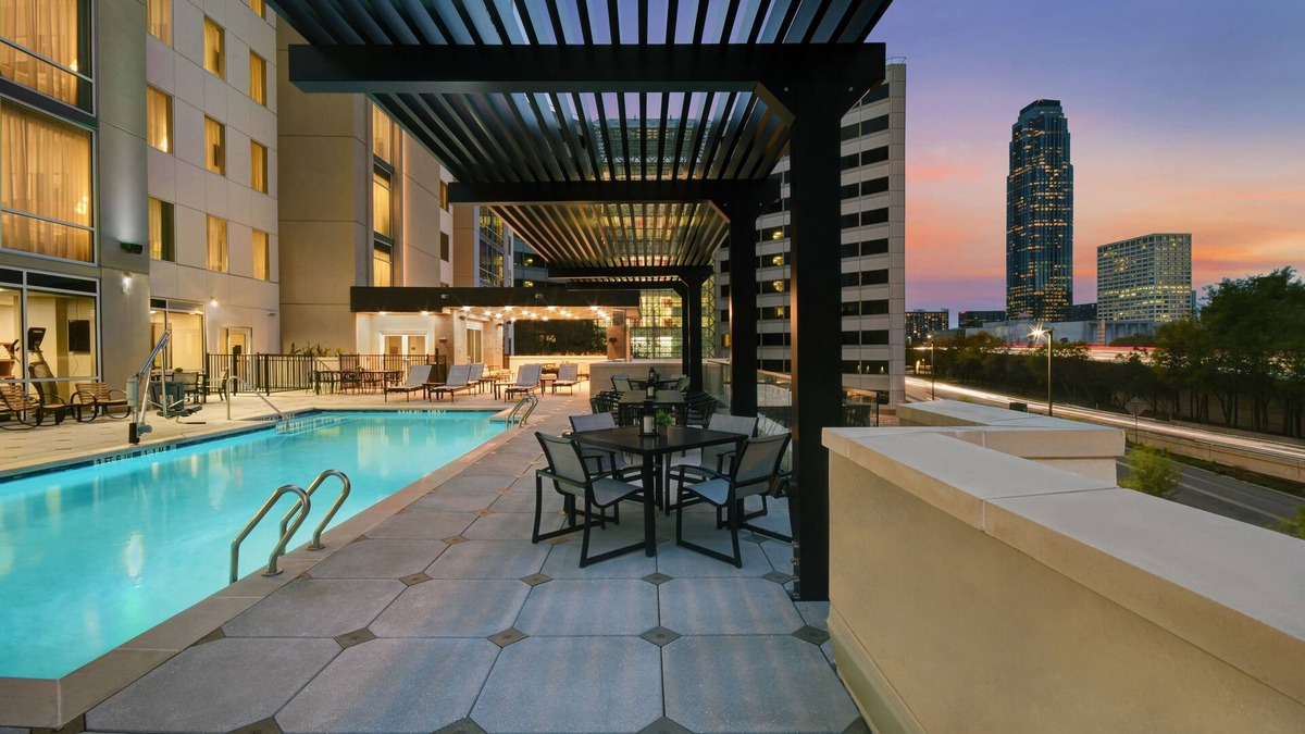 The Galleria Hotel | Holiday Inn Express Houston - Galleria Area by IHG