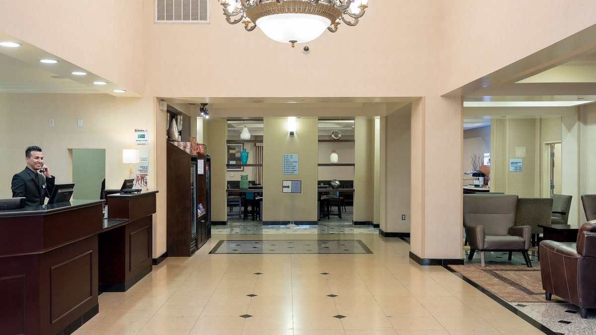 Hawthorne Hotel | Holiday Inn Express Los Angeles Airport Hawthorne by IHG