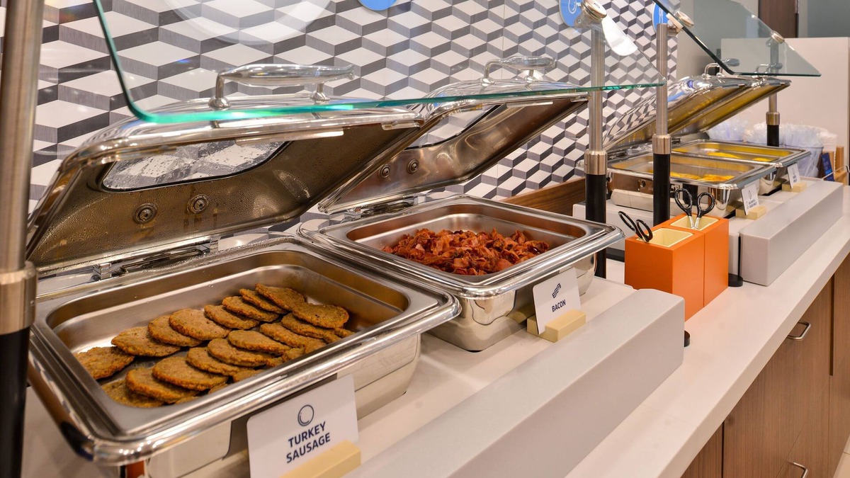Los Angeles Hotel | Holiday Inn Express Los Angeles Airport by IHG