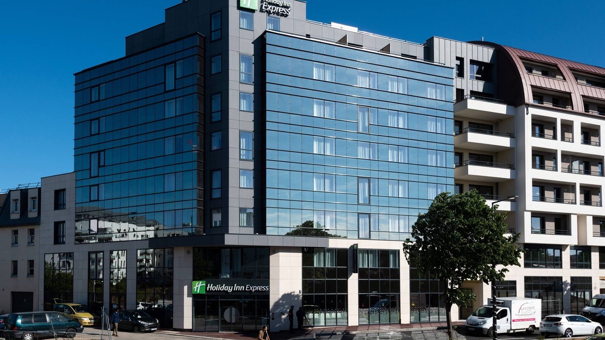 Quartier Saint-Clement - Jardin des Plantes Hotel | Holiday Inn Express Rouen Centre - Rive Gauche by IHG