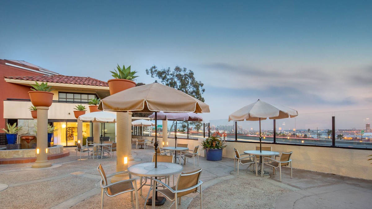Old Town Hotel | Holiday Inn Express San Diego Airport - Old Town by IHG