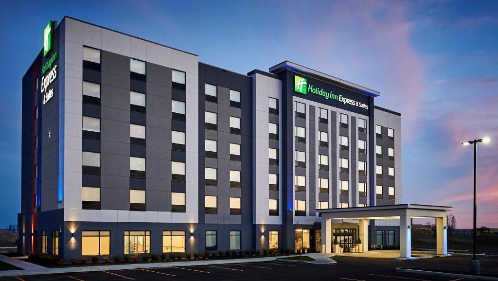 Brantford Hotel | Holiday Inn Express & Suites - Brantford by IHG