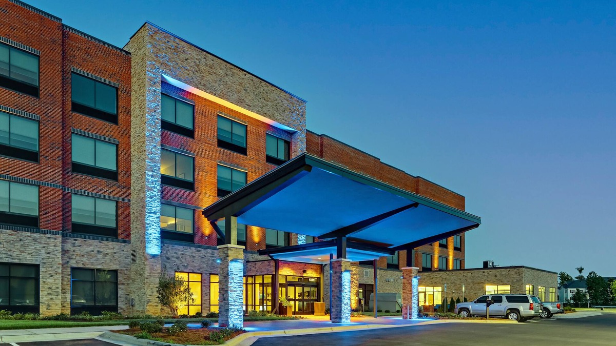 Clemmons Hotel | Holiday Inn Express & Suites Winston Salem Sw Clemmons by IHG