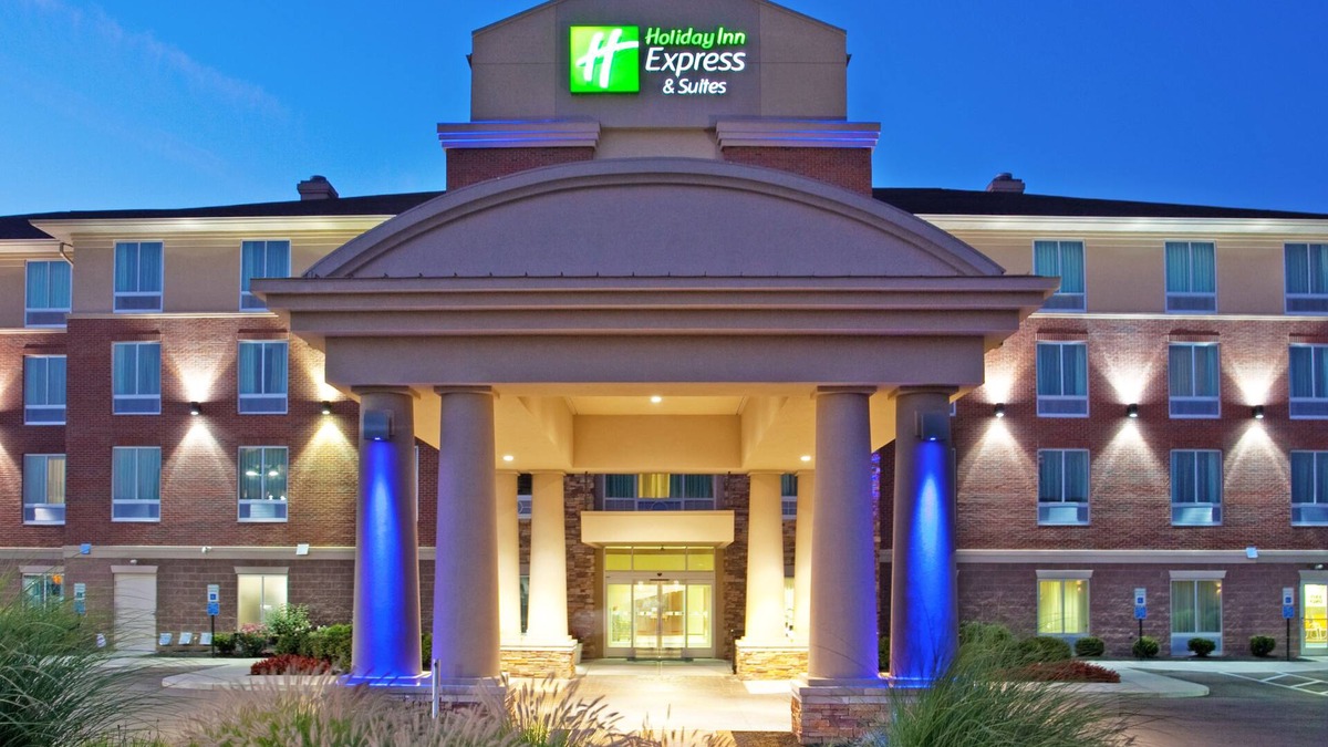 Mason Hotel | Holiday Inn Express & Suites Cincinnati - Mason by IHG