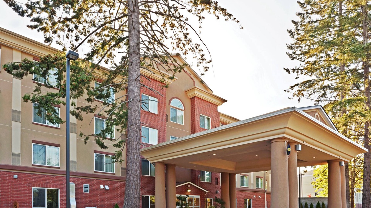 Lacey Hotel | Holiday Inn Express & Suites Lacey – Olympia by IHG