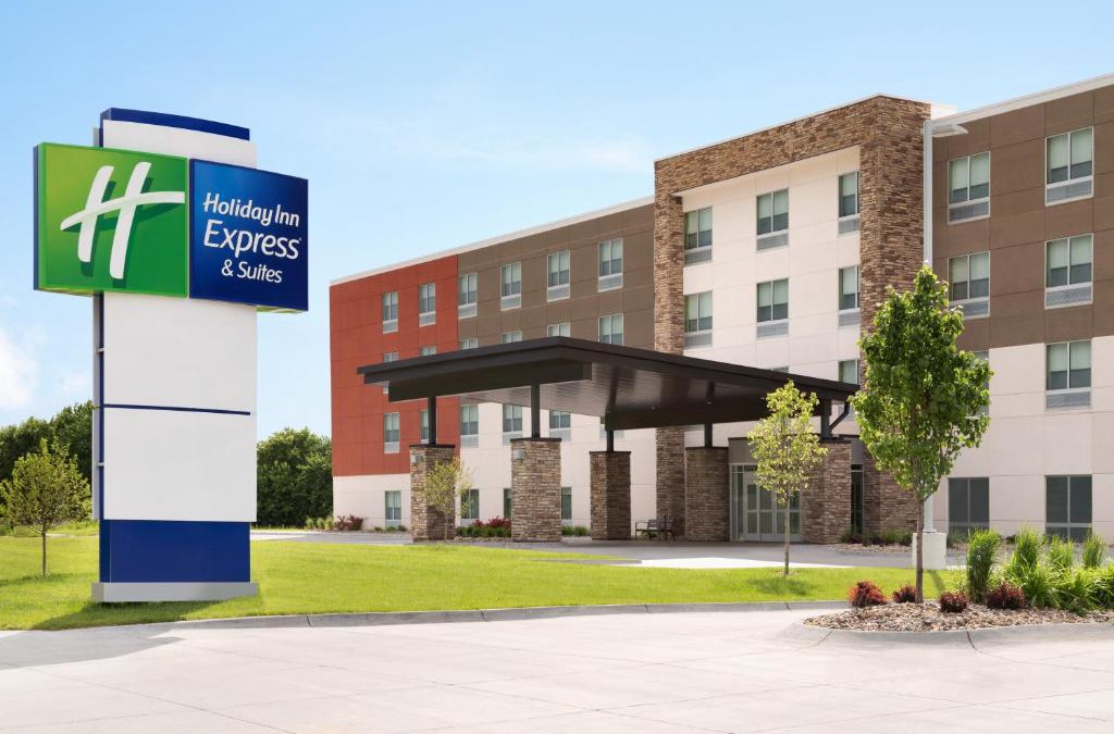 Kokomo Hotel | Holiday Inn Express & Suites - Kokomo South by IHG