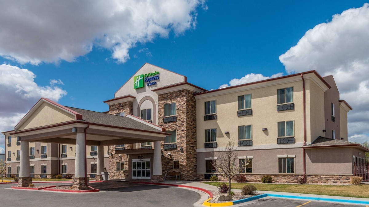 Vernal Hotel | Holiday Inn Express Vernal-Dinosaurland by IHG