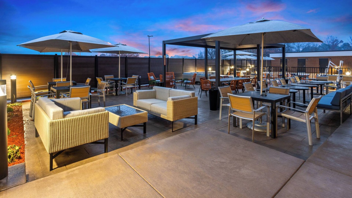 Henrico Hotel | Holiday Inn Hotel and Suites Richmond West End by IHG