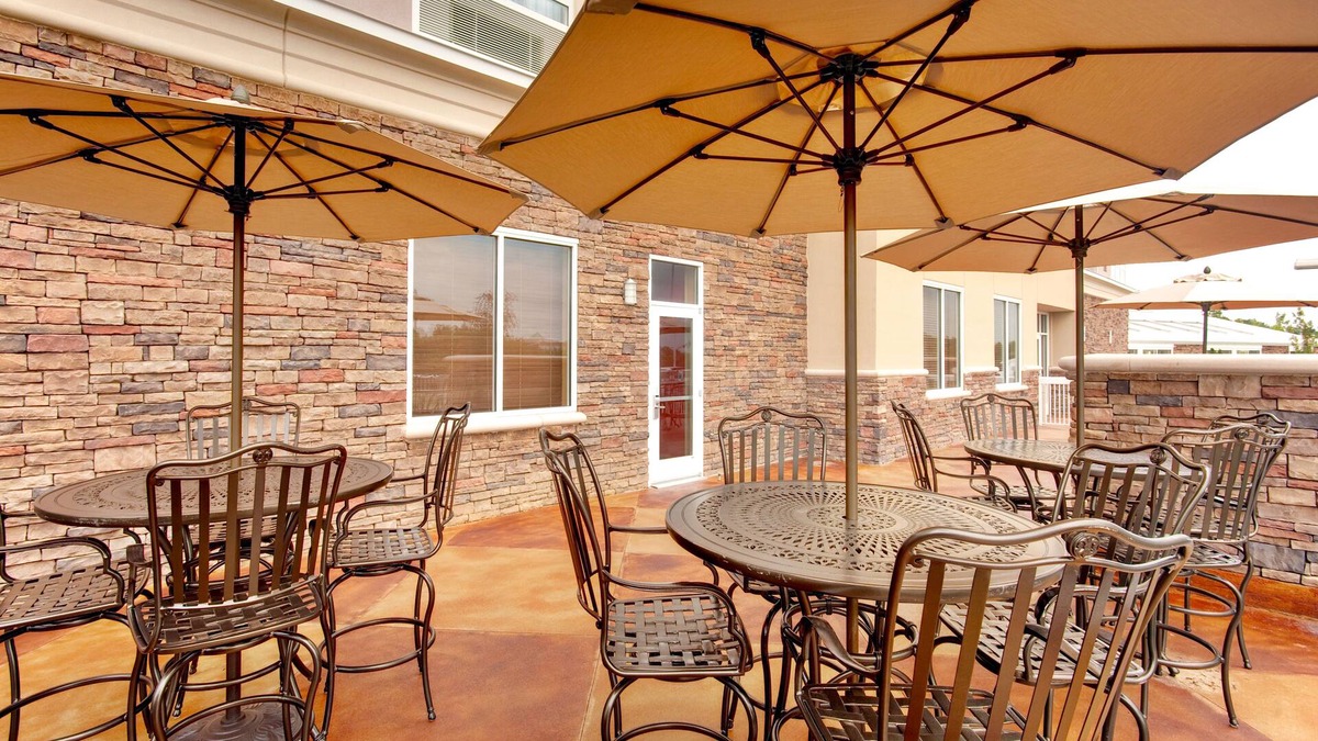 Ellendale Hotel | Holiday Inn Hotel & Suites Memphis - Wolfchase Galleria by IHG