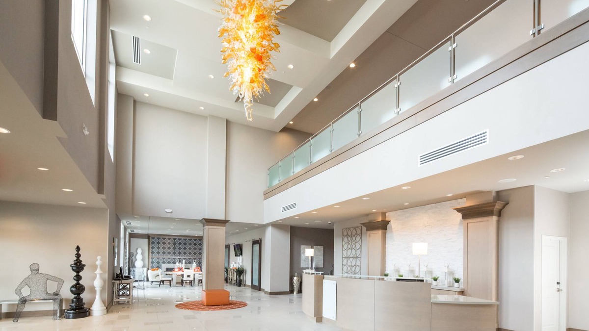 Davenport Hotel | Holiday Inn Hotel & Suites Davenport by IHG