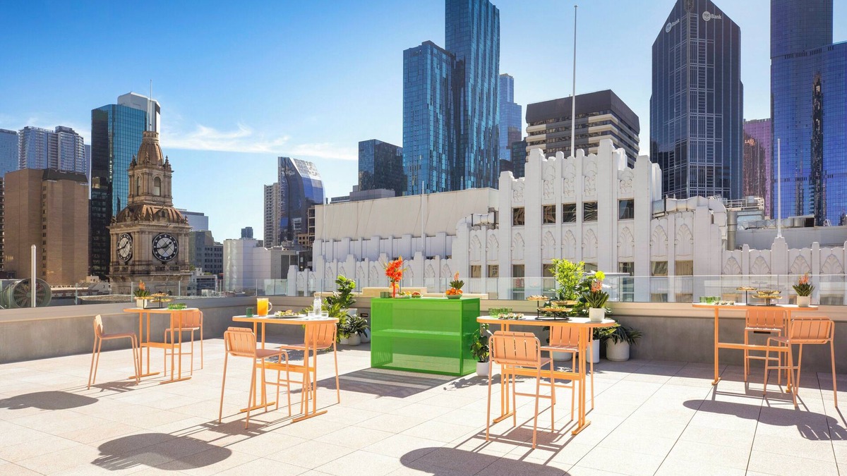 Melbourne Central Business District Hotel | Holiday Inn Melbourne Bourke Street Mall by IHG