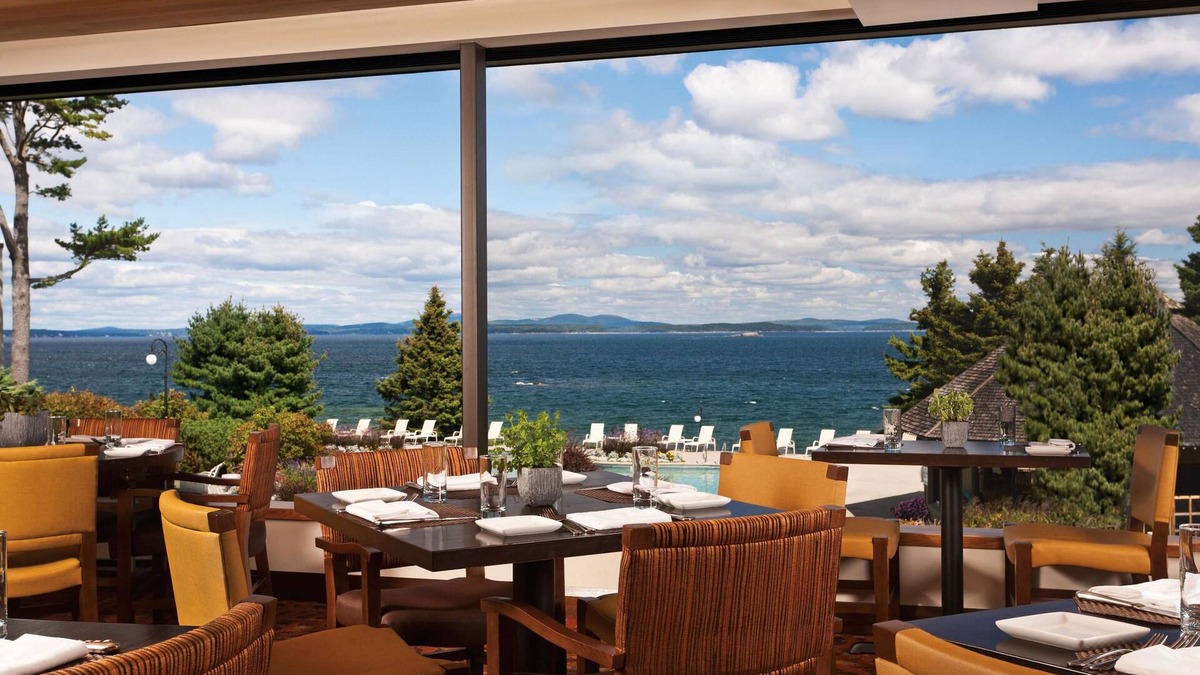 Bar Harbor Hotel | Holiday Inn Resort Bar Harbor - Acadia Natl Park by IHG
