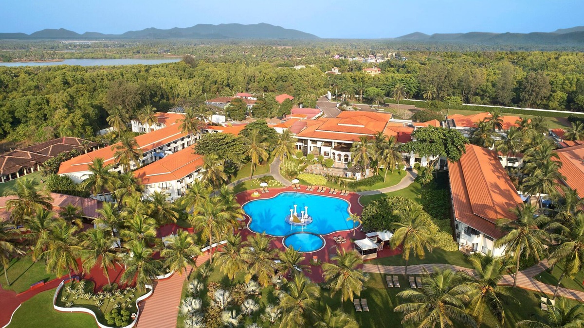 Cavelossim Resort | Holiday Inn Resort Goa by IHG