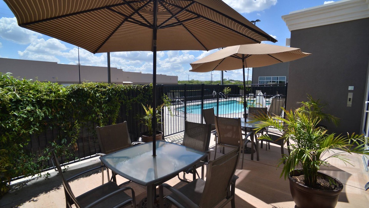 Wetmore Hotel | Holiday Inn San Antonio Northwest by IHG