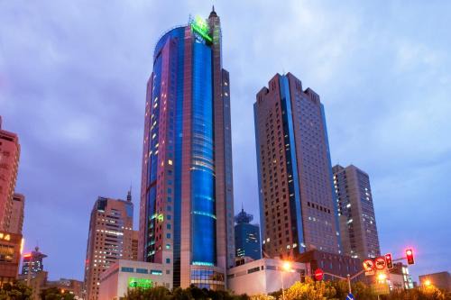 Pudong Hotel | Holiday Inn Shanghai Pudong by IHG