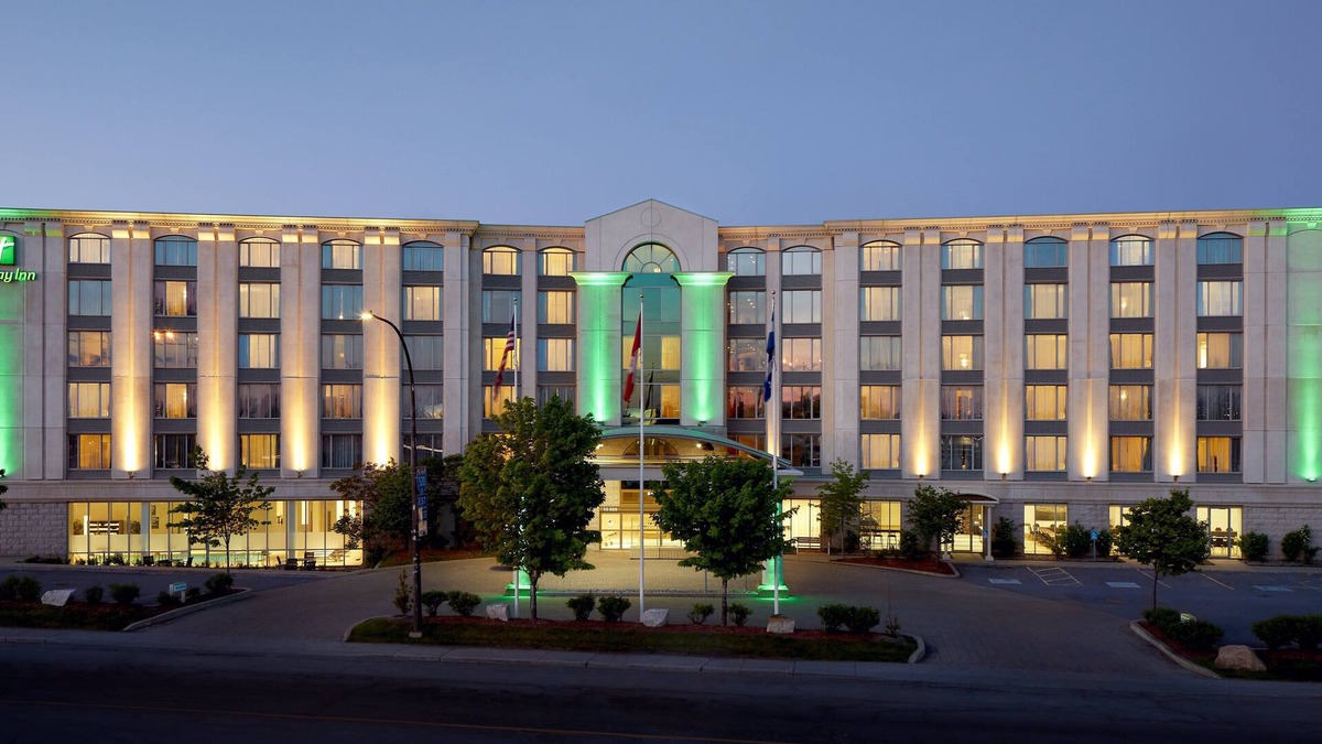 Lachine Hotel | Holiday Inn & Suites Montreal Airport by IHG