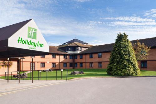 Taunton Hotel | Holiday Inn Taunton M5, Jct25 by IHG
