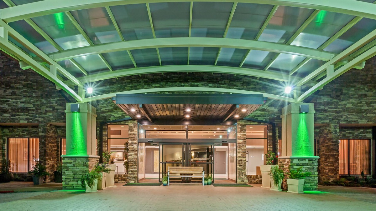 Tyler Hotel | Holiday Inn Tyler-Conference Center by IHG