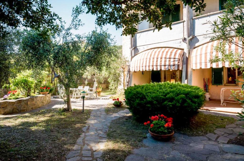 Castiglione della Pescaia House | Holiday Home Antico Frantoio by Interhome
