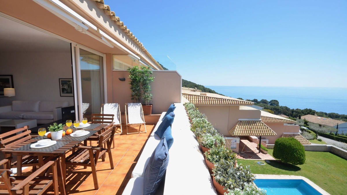 Aiguablava Apartment | Holiday rental apartment with swimming pool in Begur, Aiguablava