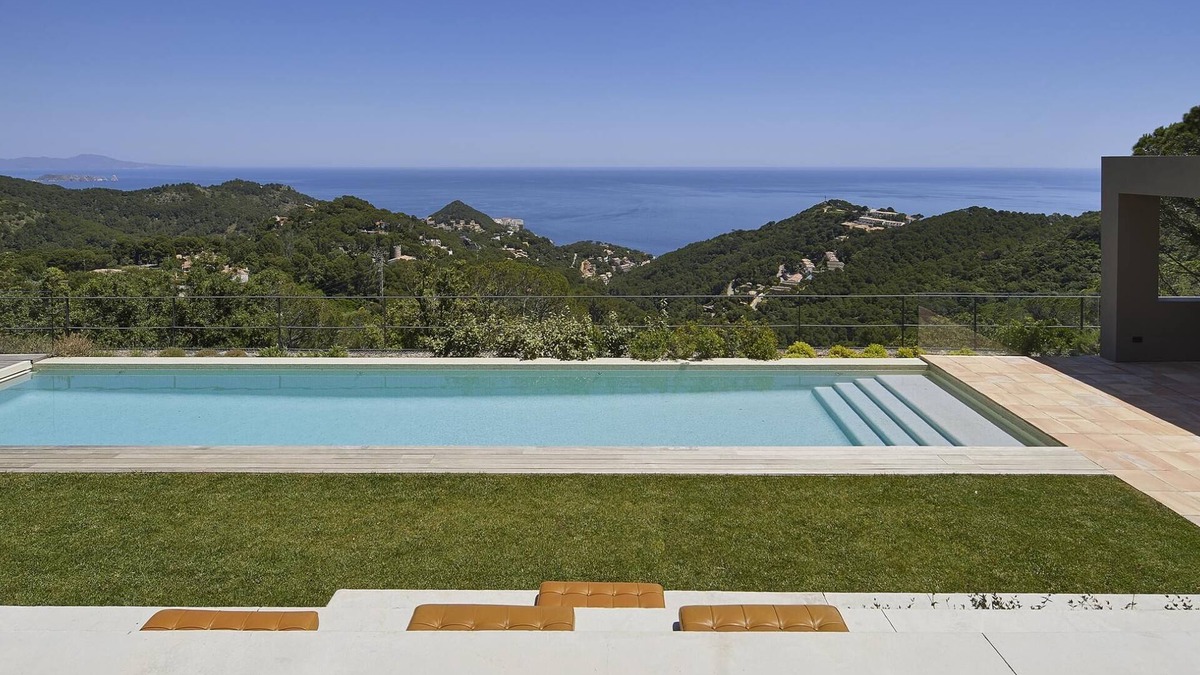 Begur House | Holiday rental villa with swimming pool in Begur, Sa Tuna