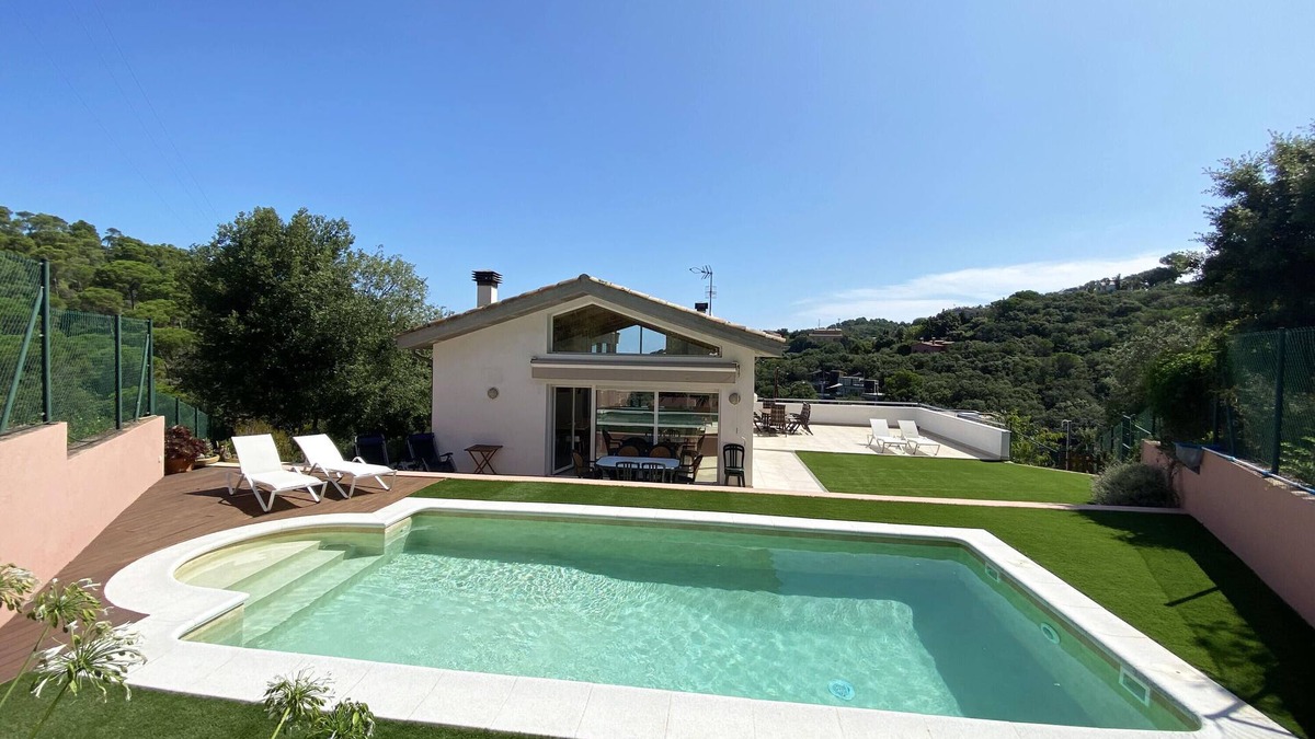 Begur House | Holiday rental villa with swimming pool in Begur, Centre