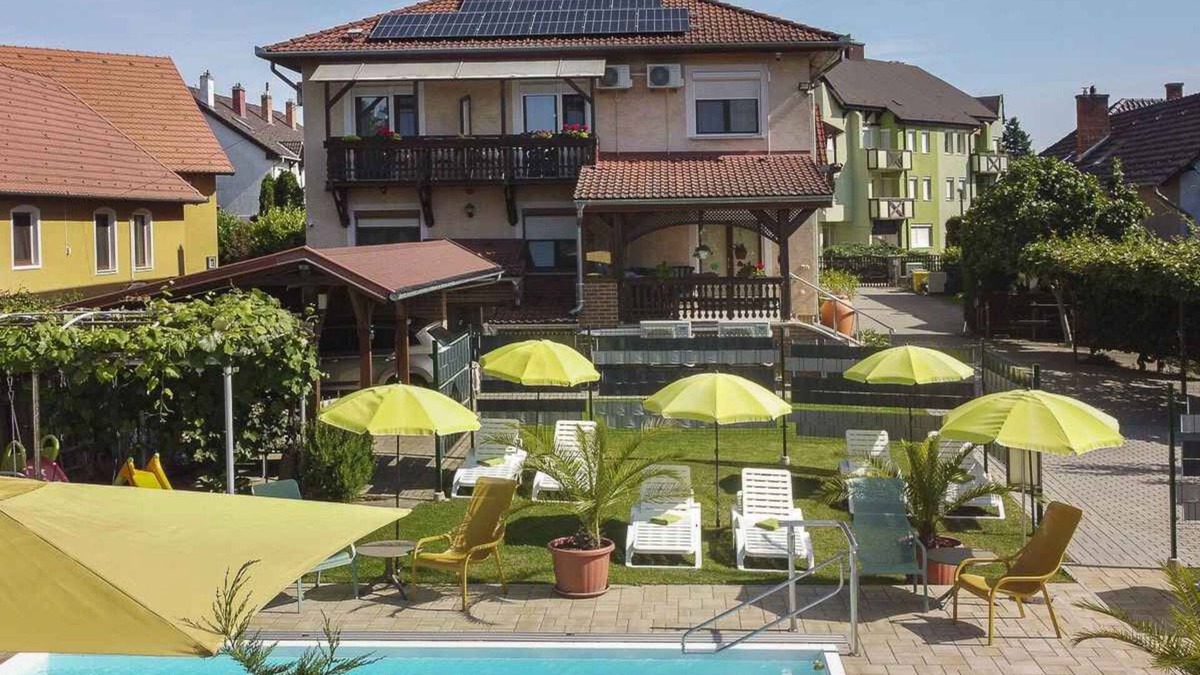 Heviz House | Holiday room home close to the thermal baths