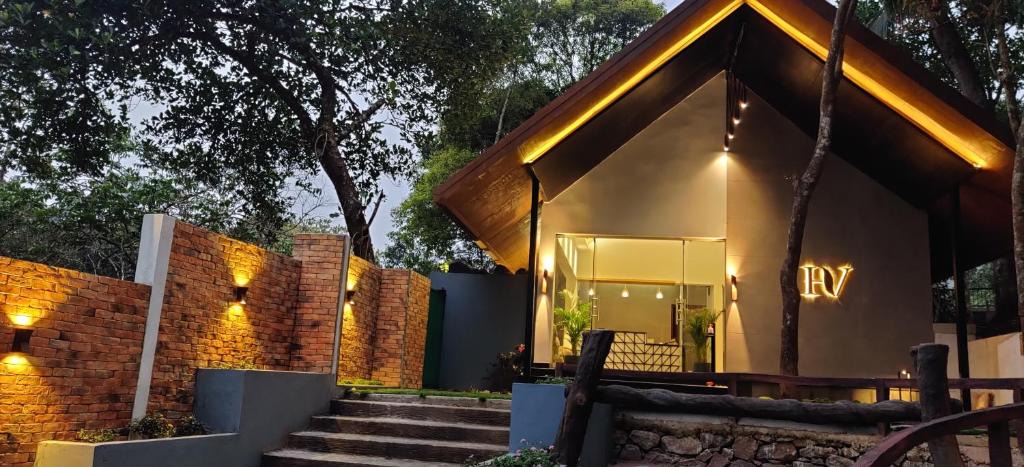 Elappara Hotel | Holiday Vagamon