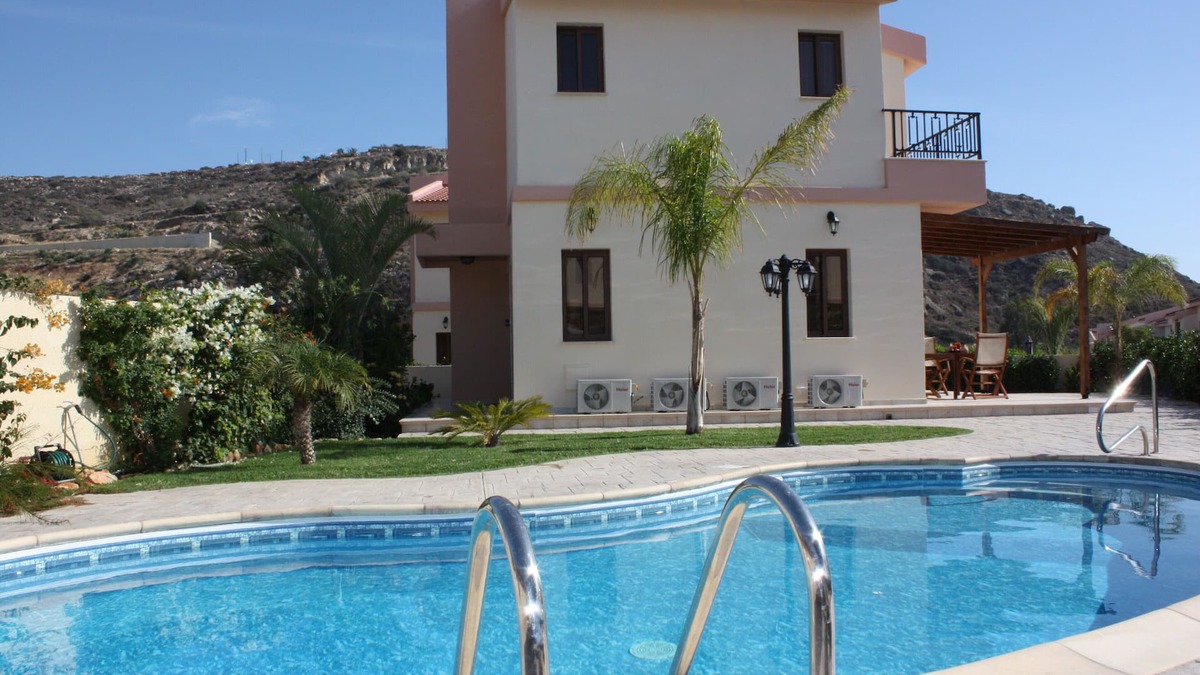 Pissouri Villa | Holiday Villa , with private pool and landscaped garden . Wi-FI