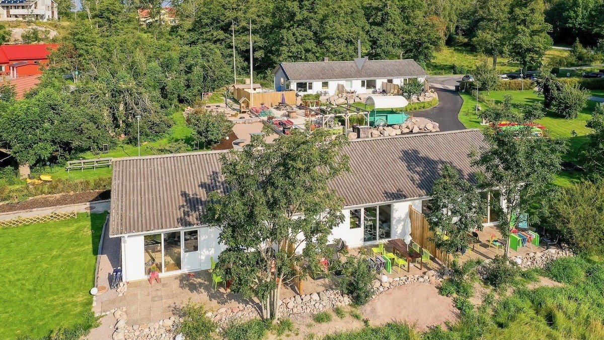 Gerlesborg Apartment | Holidays in sweden - cottage 200 meters from the sea