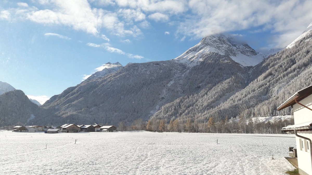 Runhof Apartment | Holidays in a top location - winter and summer - top ski areas (e.g. Solden) not far