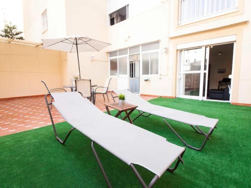 Plaza de Toros Vieja Apartment | Holidays2Malaga Plaza de Toros Vieja & terrace & optional parking