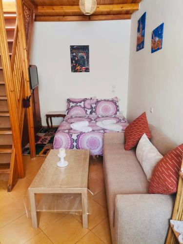 Ida Ougourd Apartment | Hollakitemorroco surf house