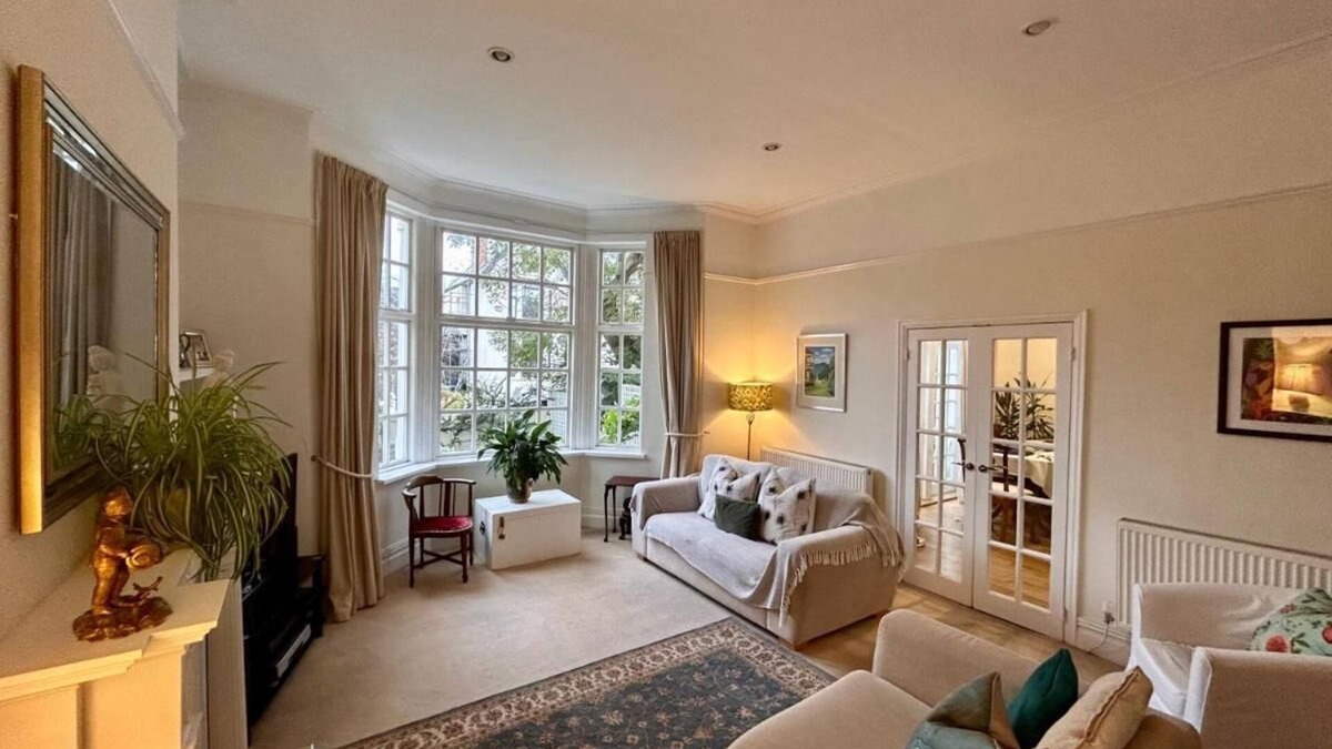 New Brighton Hotel | Holland House