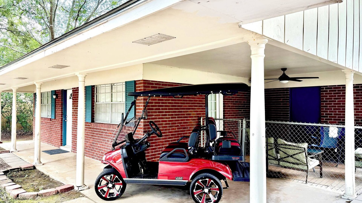 Ocean Springs House | Holly Hideaway - dog-friendly close to beach & downtown with GOLF CART!
