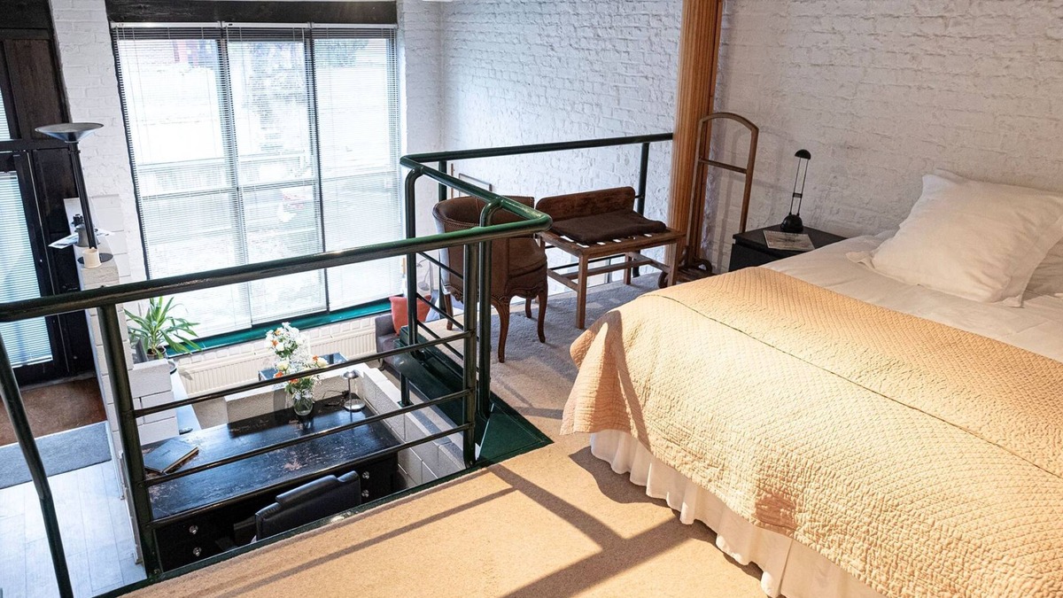 Chiswick Riverside Apartment | Holly Lodge Coach House by Interhome