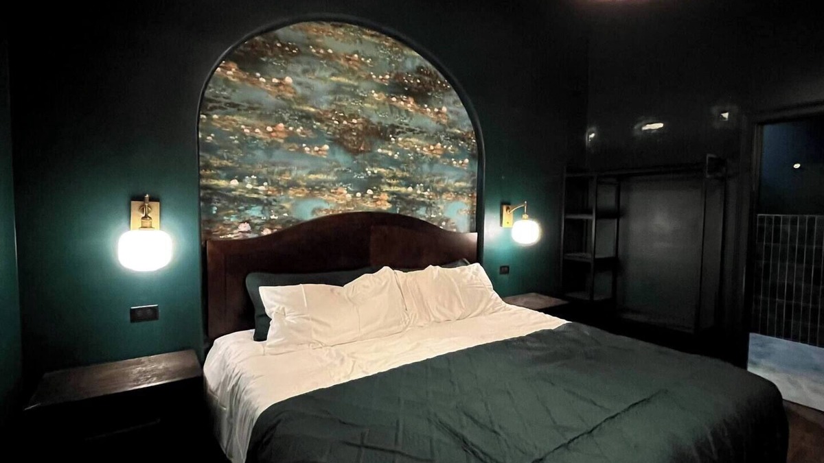 Downtown Louisville Apartment | Hollyhock Suite 511: 1 bed/1 bath