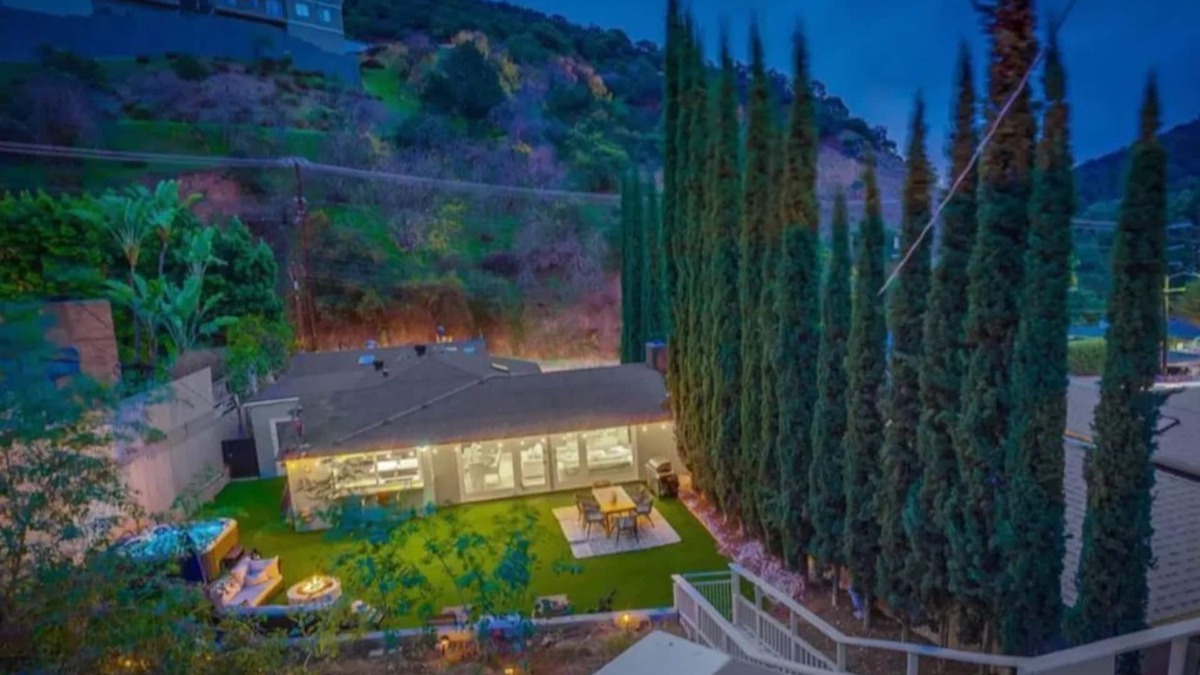Hollywood Hills West House | Hollywood Hills Retreat: Private GYM & STEAM ROOM