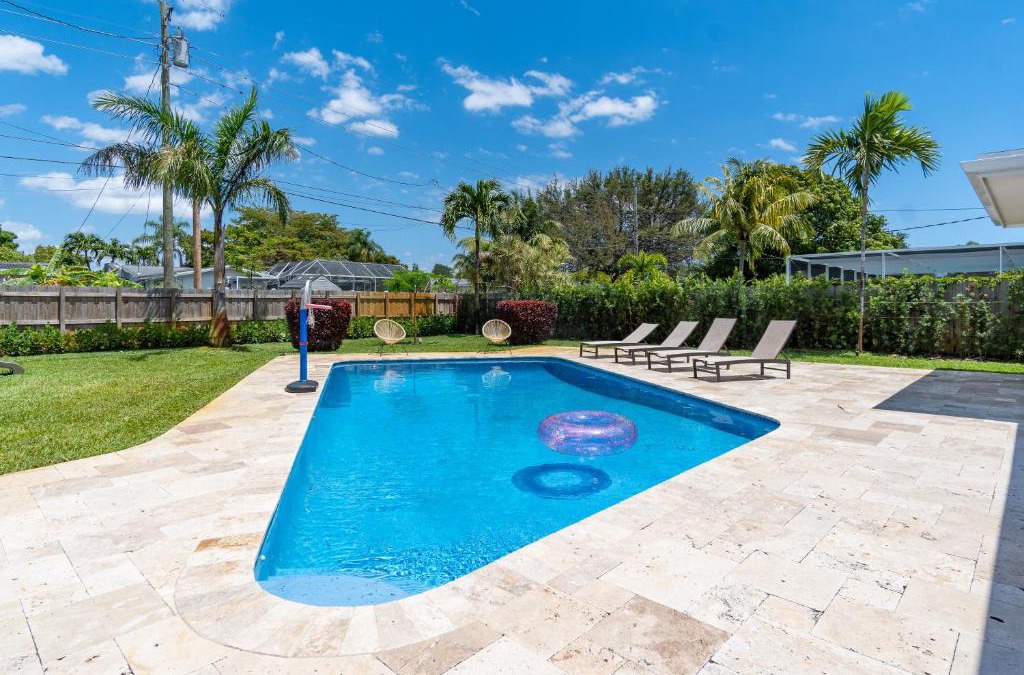 Hollywood Hills House | Hollywood Paradise Luxury 4BR 3BA Home and Outdoor Fun with Heated Pool
