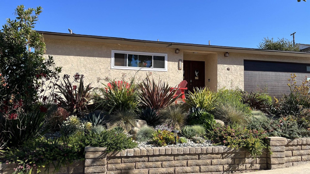 Redondo Beach House | Hollywood Riviera Casa Pacifica “Coastal Gem” Spa- Torrance/Redondo Beach