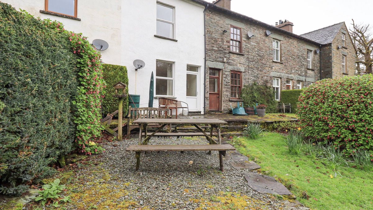 Coniston Cottage | HOLME GROUND COTTAGE, pet friendly, with open fire in Coniston