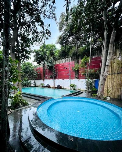 Kampot Hotel | Holy Villa