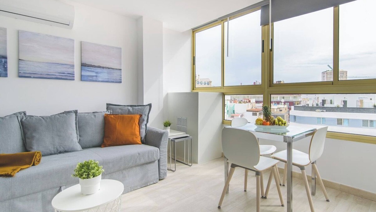 Las Palmas de Gran Canaria Apartment | Home2Book Stylish Las Canteras3 Beach