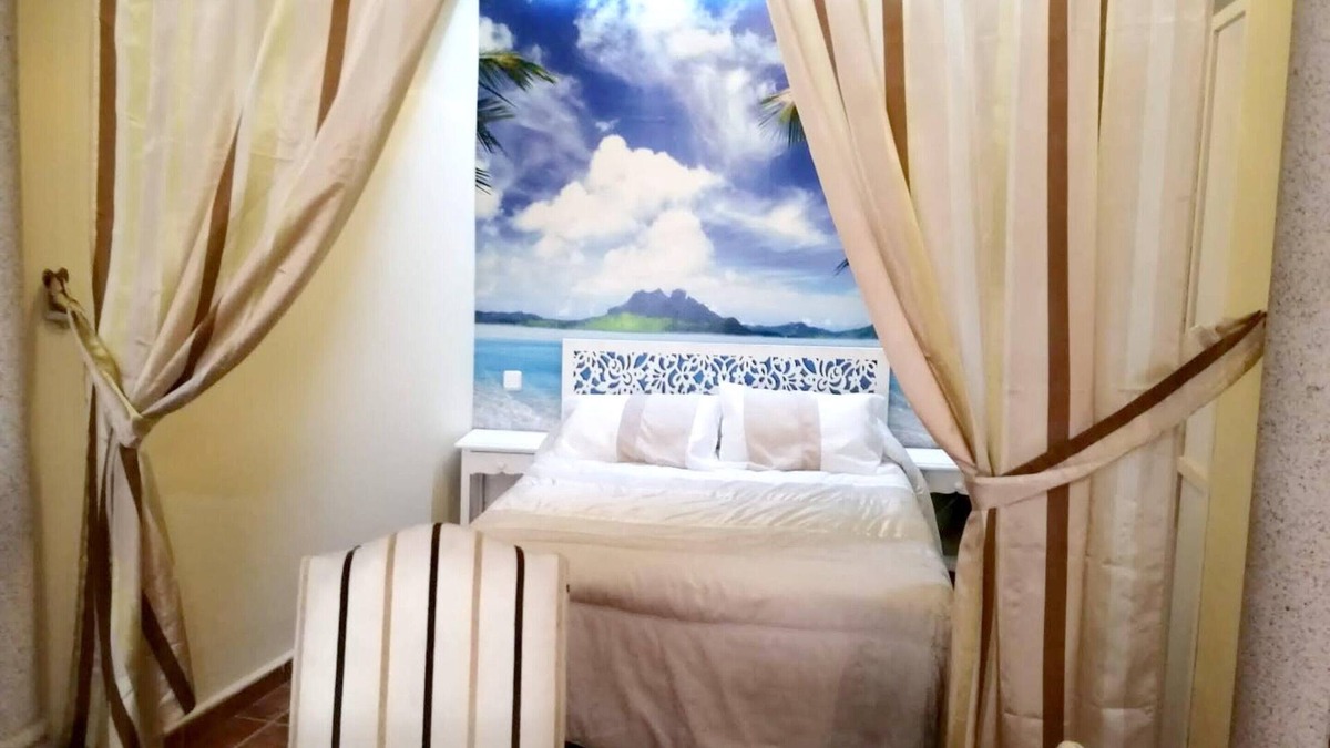San Martin de Valdeiglesias Apartment | Homerez - Nice studio for 4 ppl. at San Martín de Valdeiglesias
