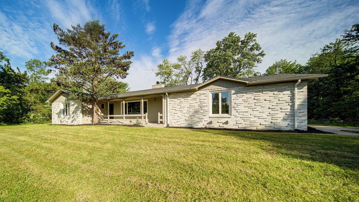 Harborcreek House | Home < 1 Mi to Lake Erie & Shades Beach Park!