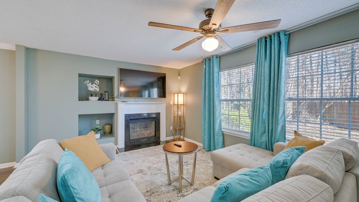 Paw Creek House | Home 9 Mi to Uptown Charlotte: Dogs Welcome!