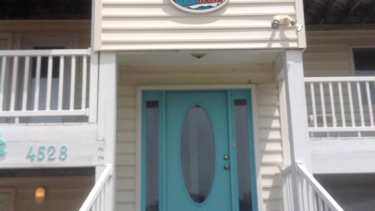Sea Scape House | Home a Wave From Home 5 bed 5 bath heated pool, game room Stocked like your HOME