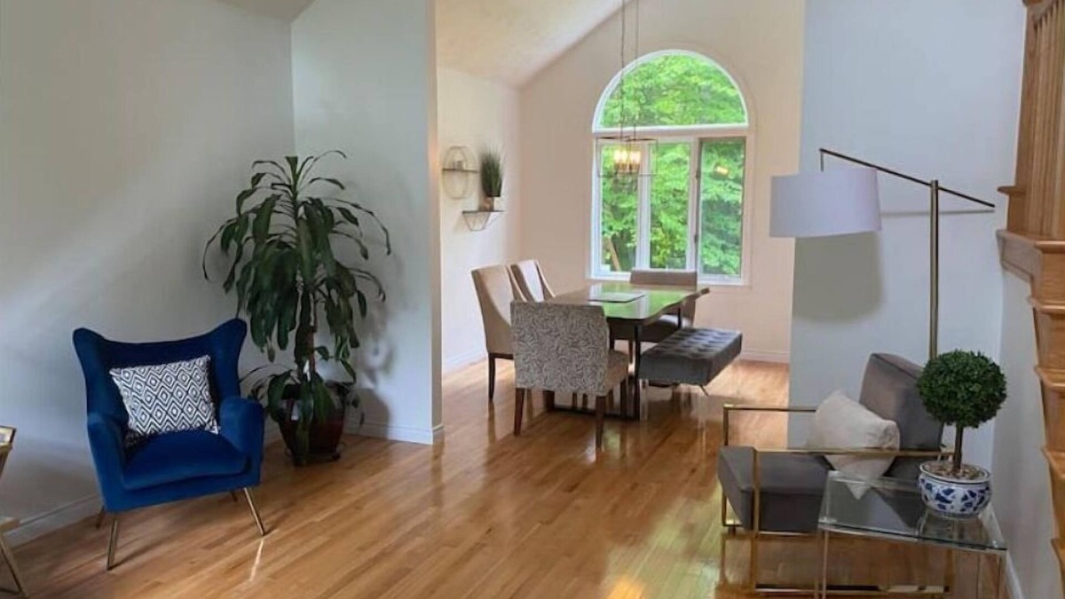 Cornwall House | Home amongst the trees-3 bed/3 bath modern stay!