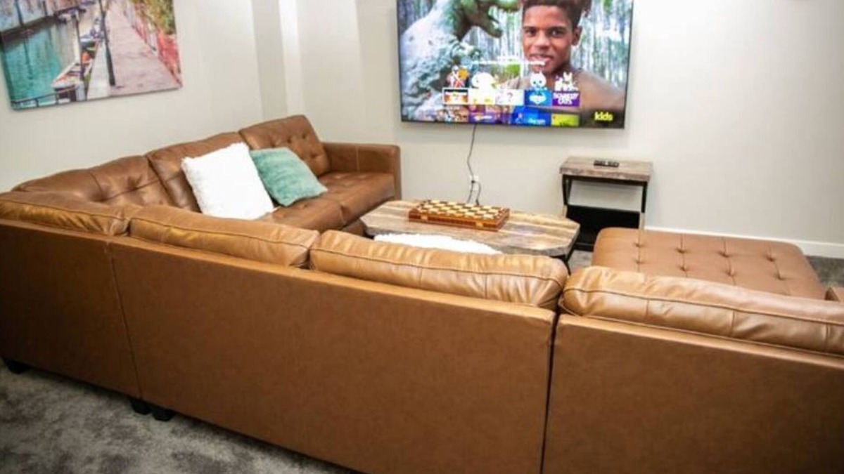 Evanston House | Home away from home.
